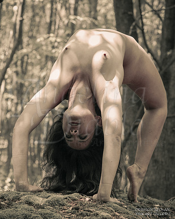 Nude in Grass